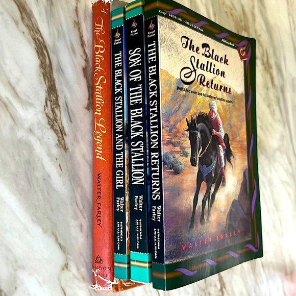 4 Black Stallion Walter Farley Books - Picture 11 of 11